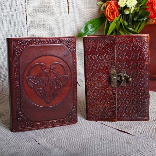 Celtic Hearts - 5x7 - Leather Journal - Image 2
