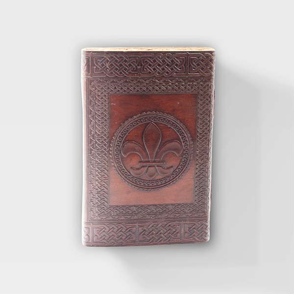 Fleur-De-Lis French Flower - 6x9 - Leather Journal - Image 4